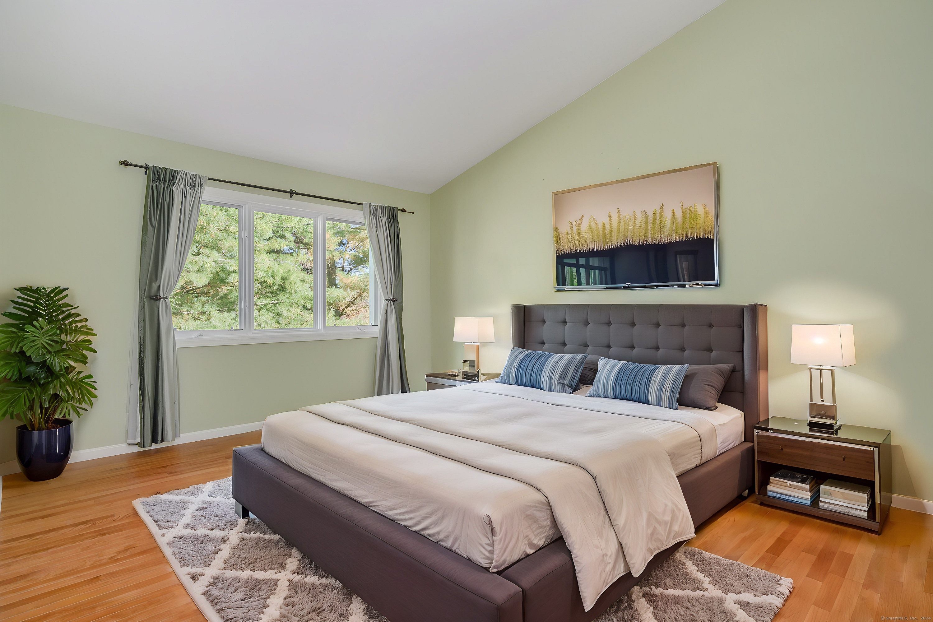 12 Boulevard Drive 36-192
