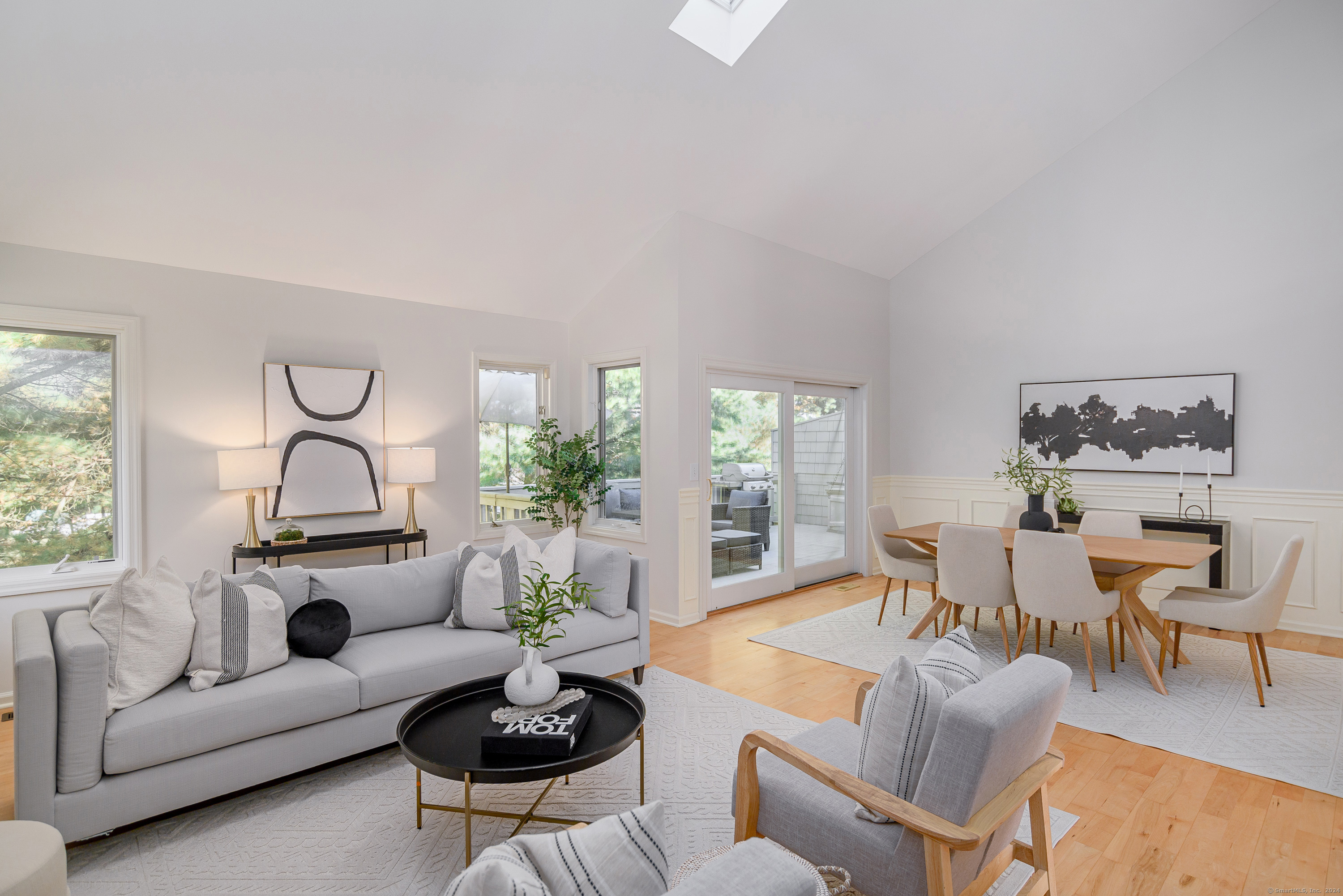 12 Boulevard Drive 36-192