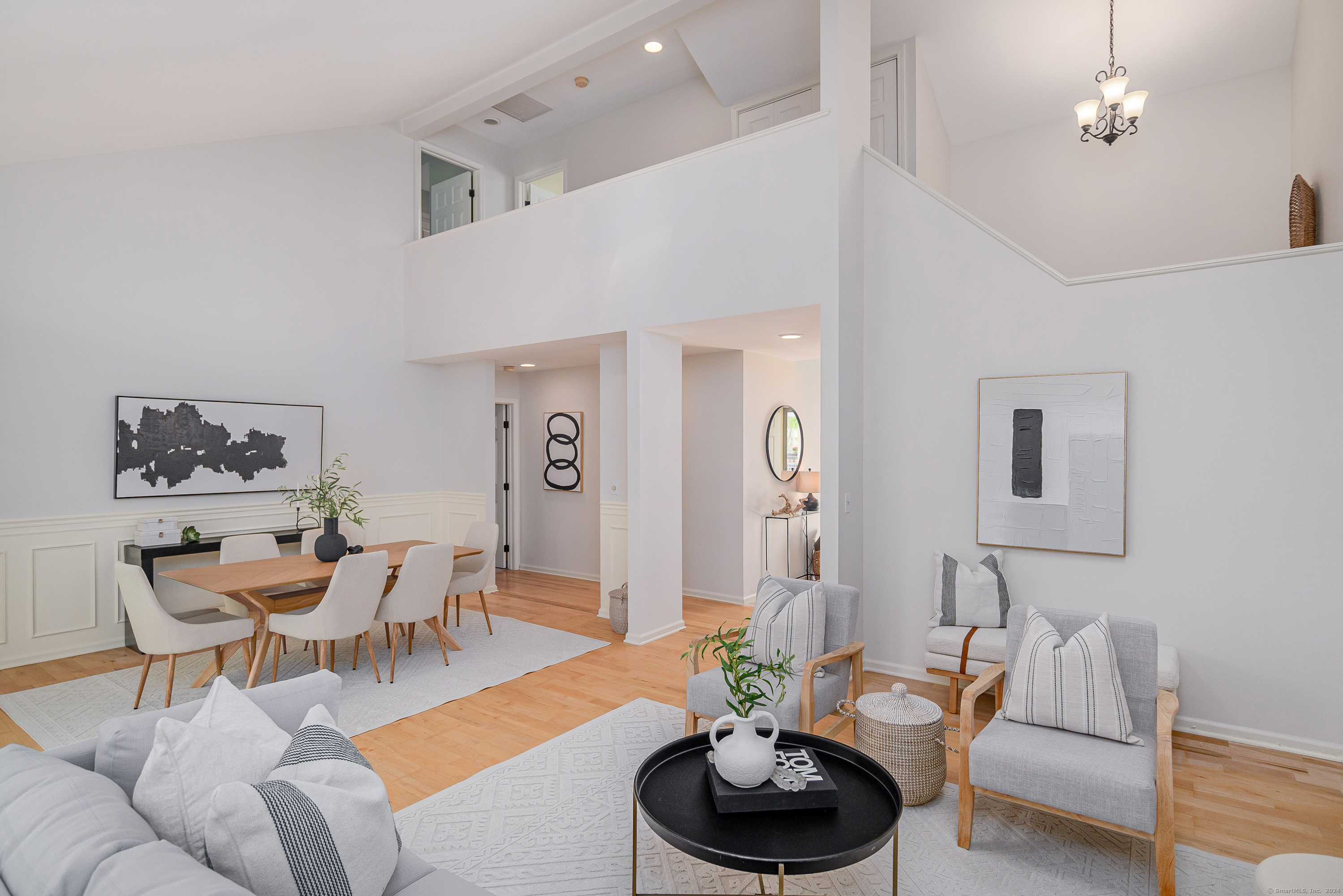12 Boulevard Drive 36-192