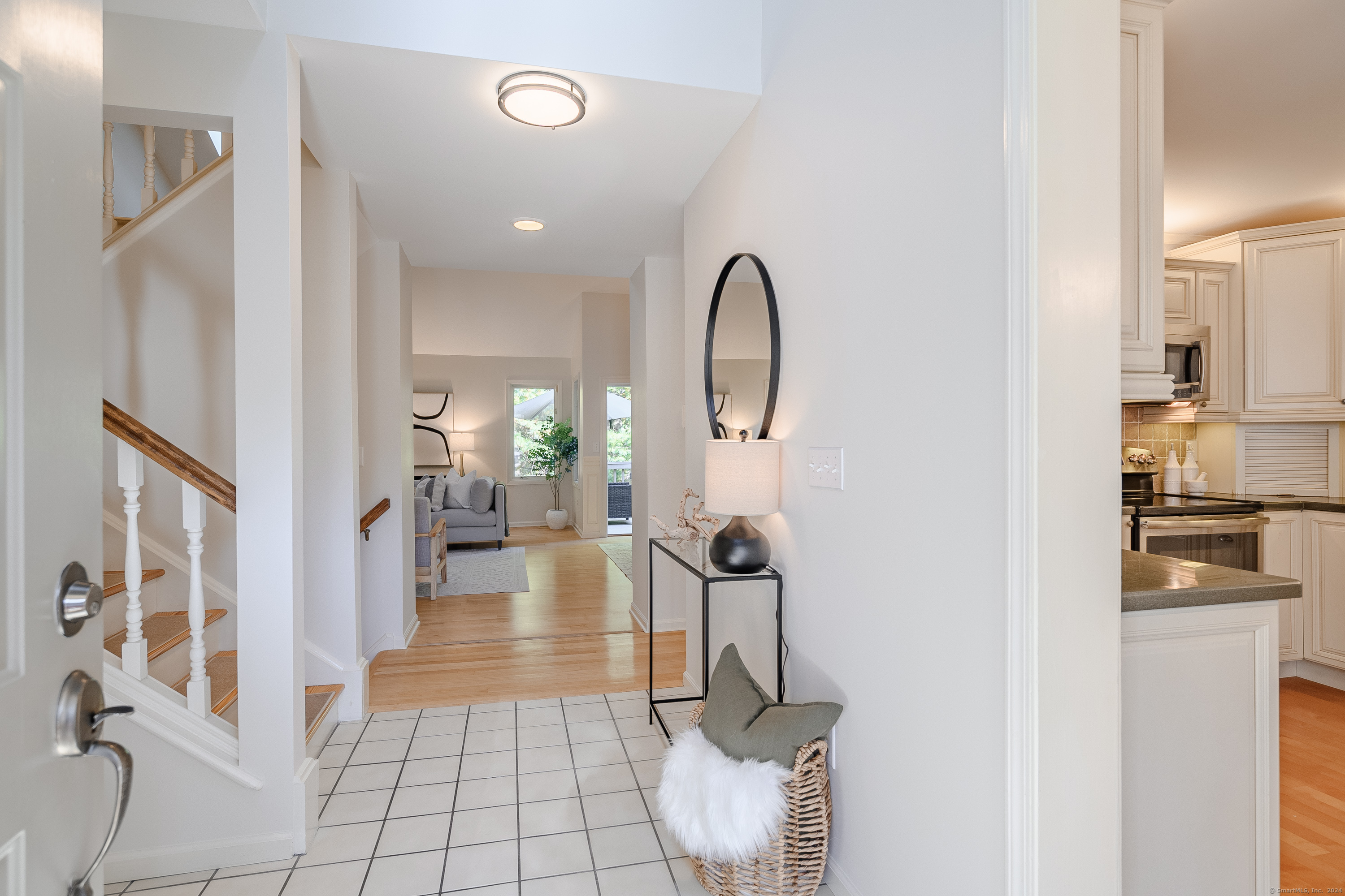 12 Boulevard Drive 36-192