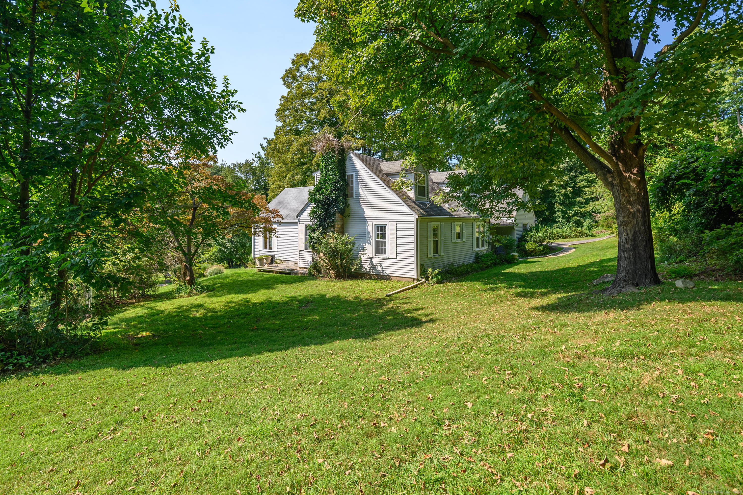 34 Old Middle Road