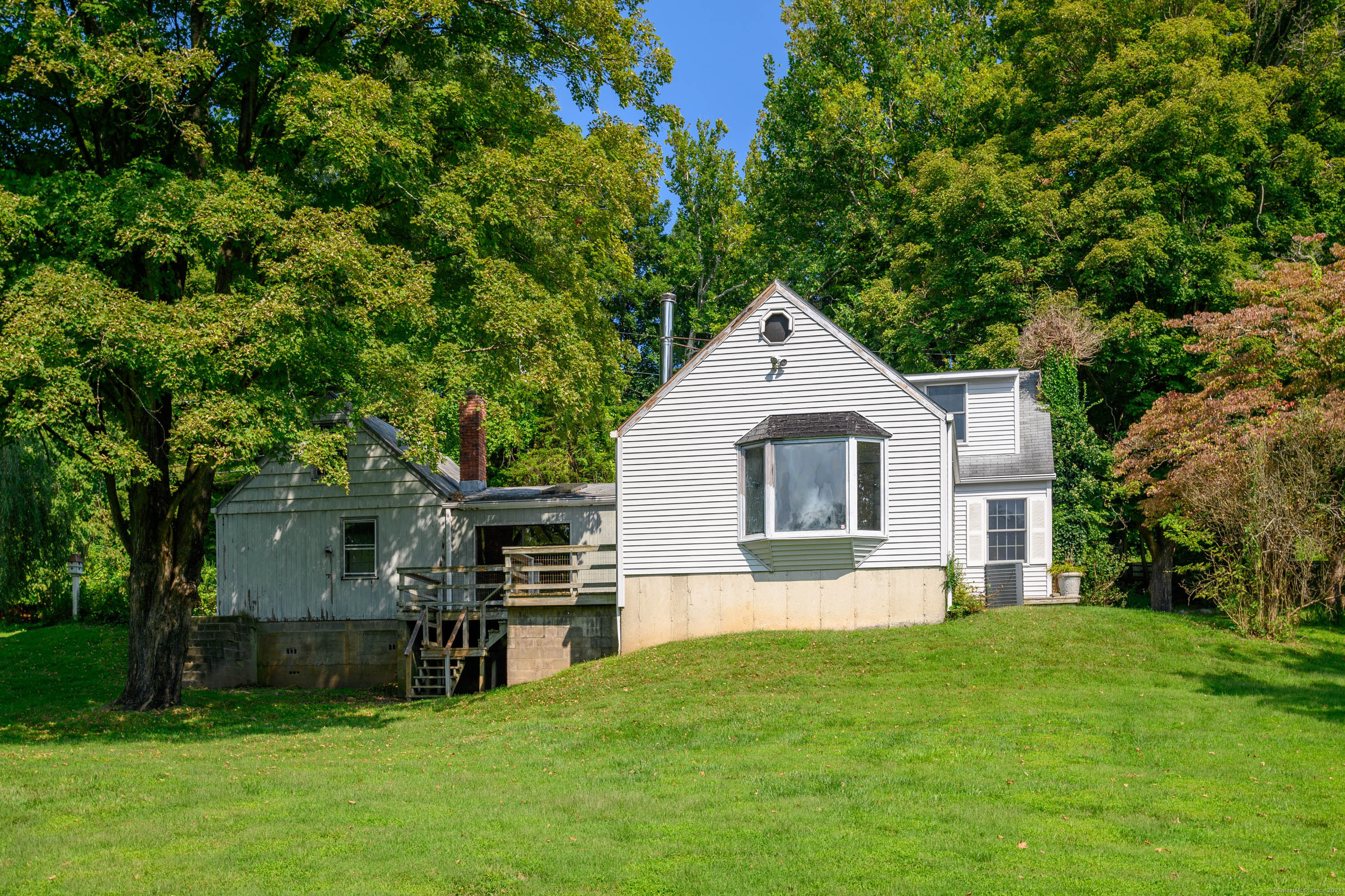 34 Old Middle Road