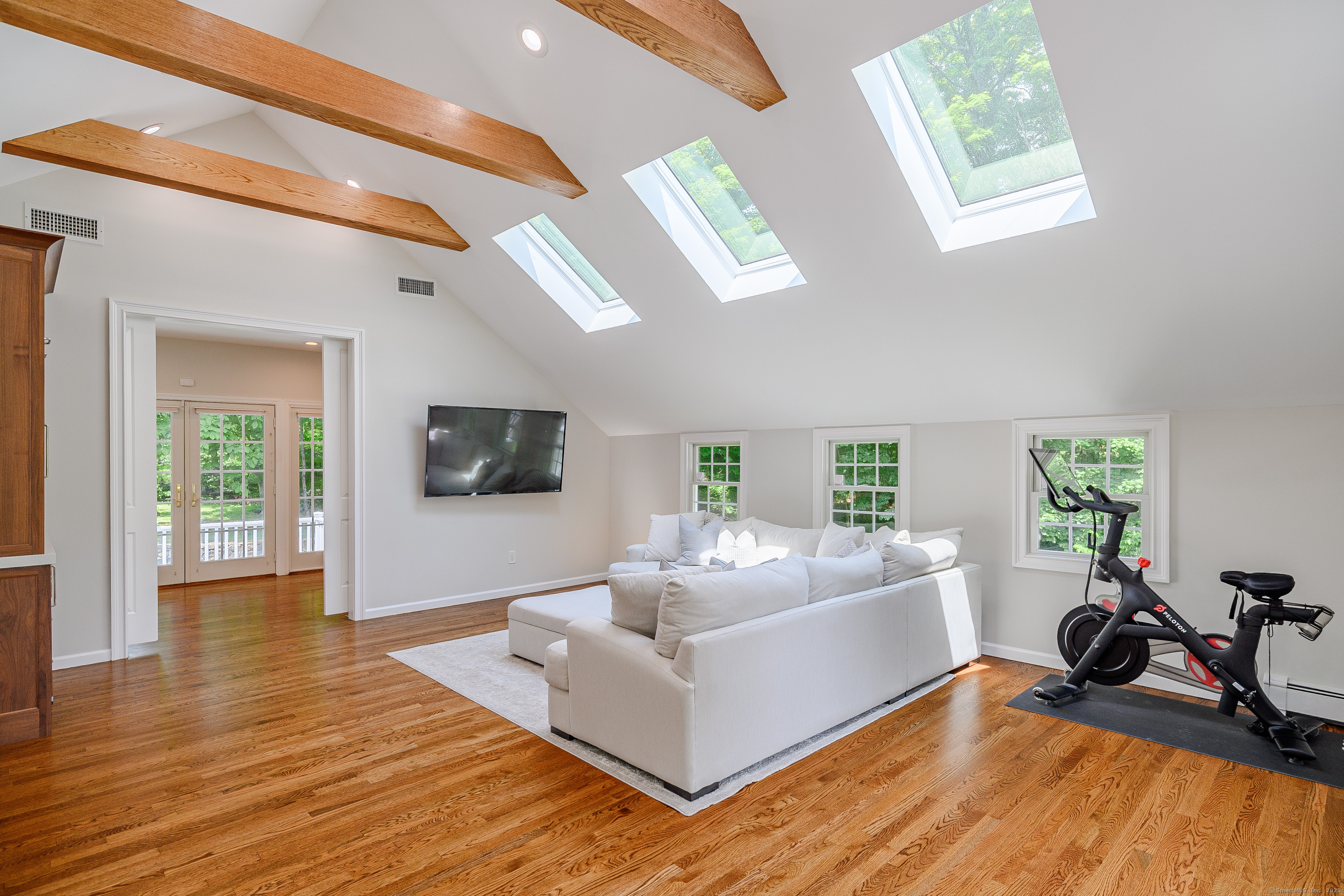 20 Copper Beech Lane