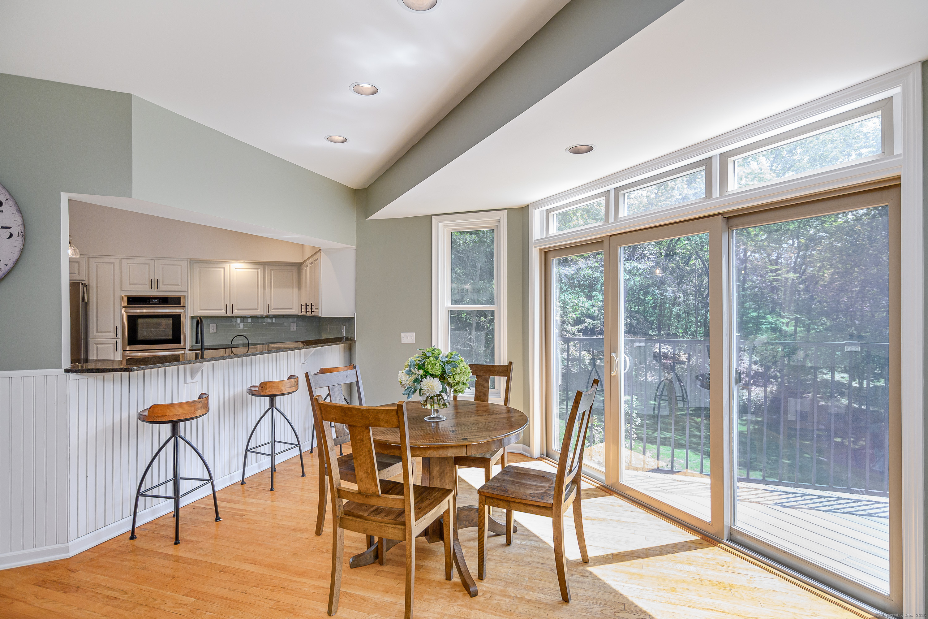 15 Coach HL Drive