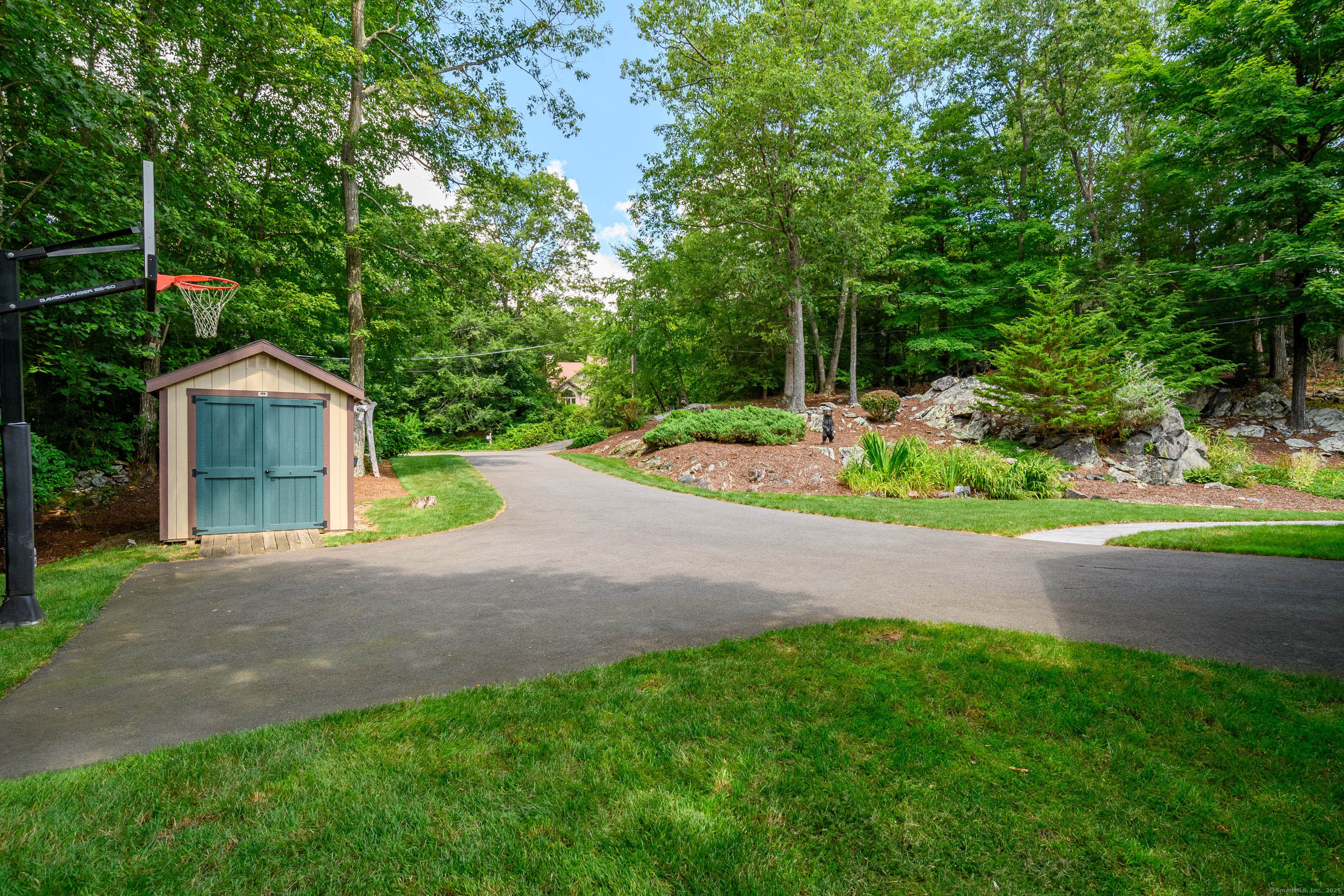 15 Coach HL Drive