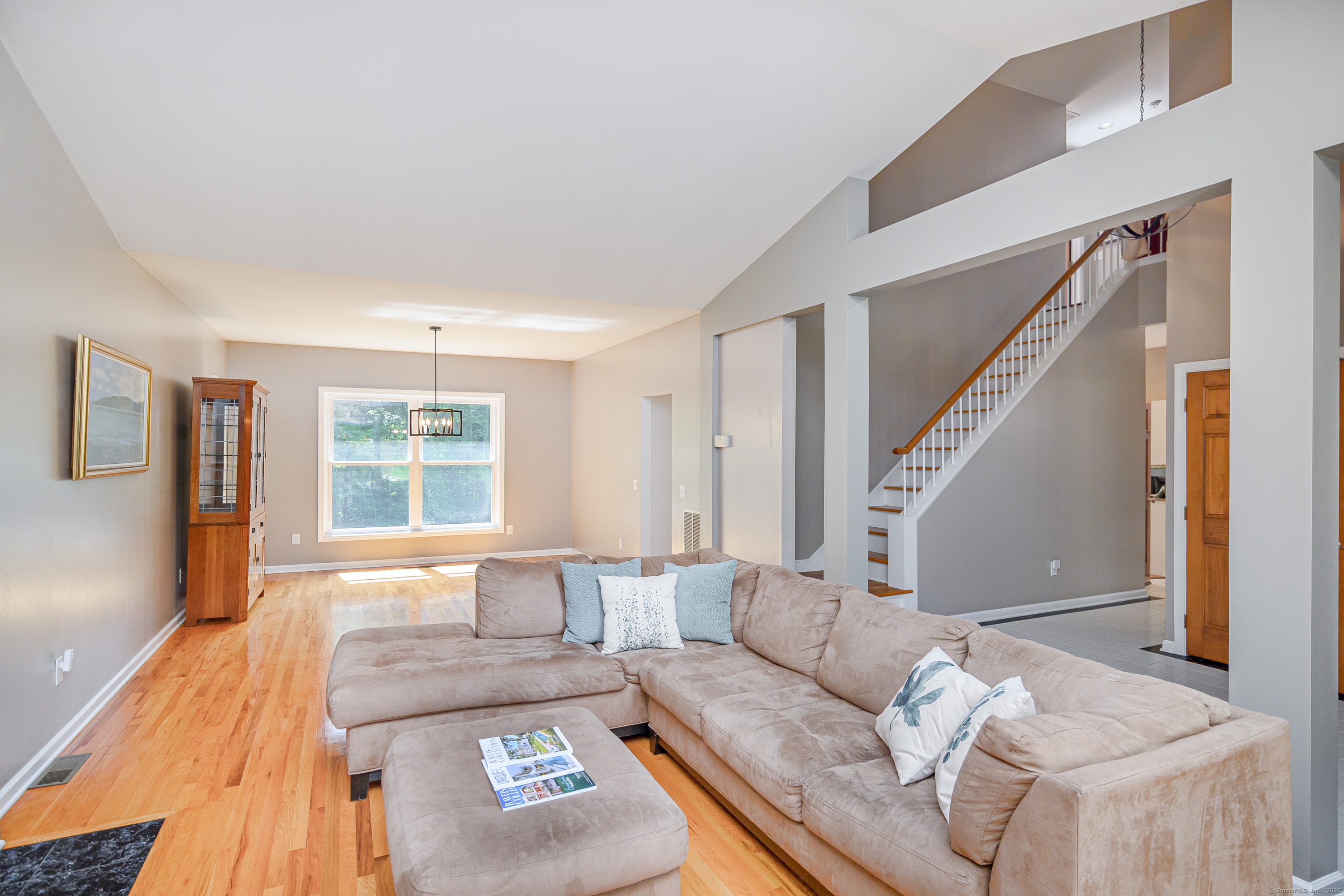 15 Coach HL Drive