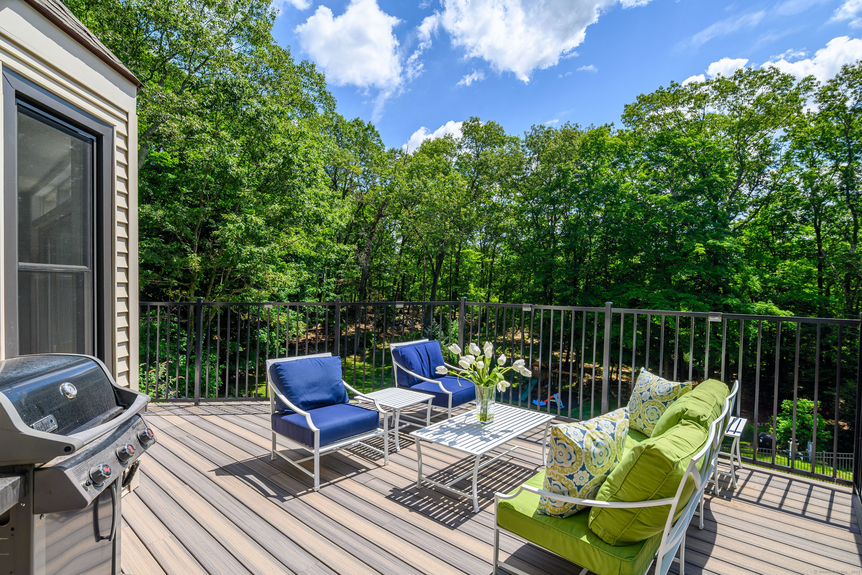15 Coach HL Drive