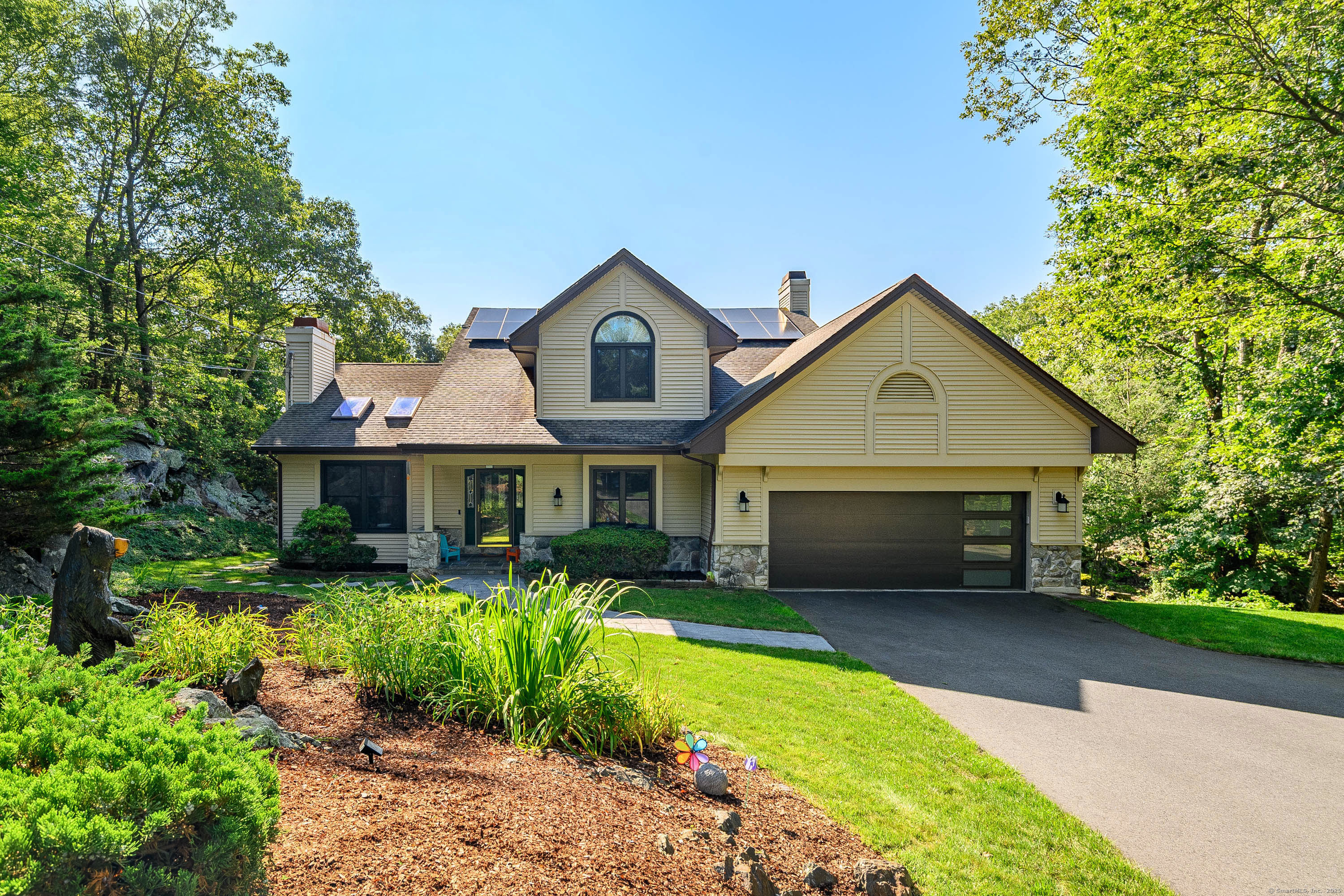 15 Coach HL Drive