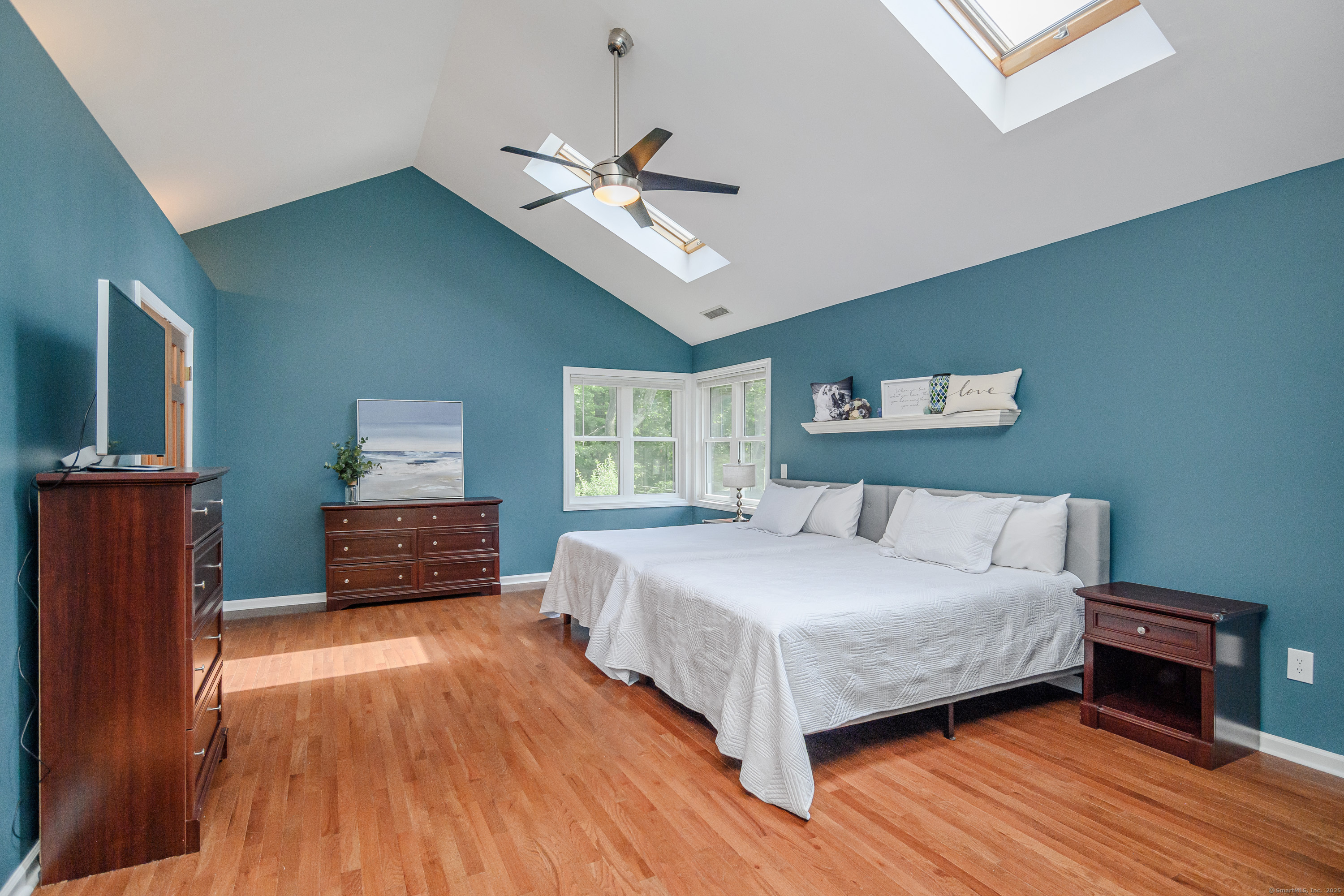 15 Coach HL Drive
