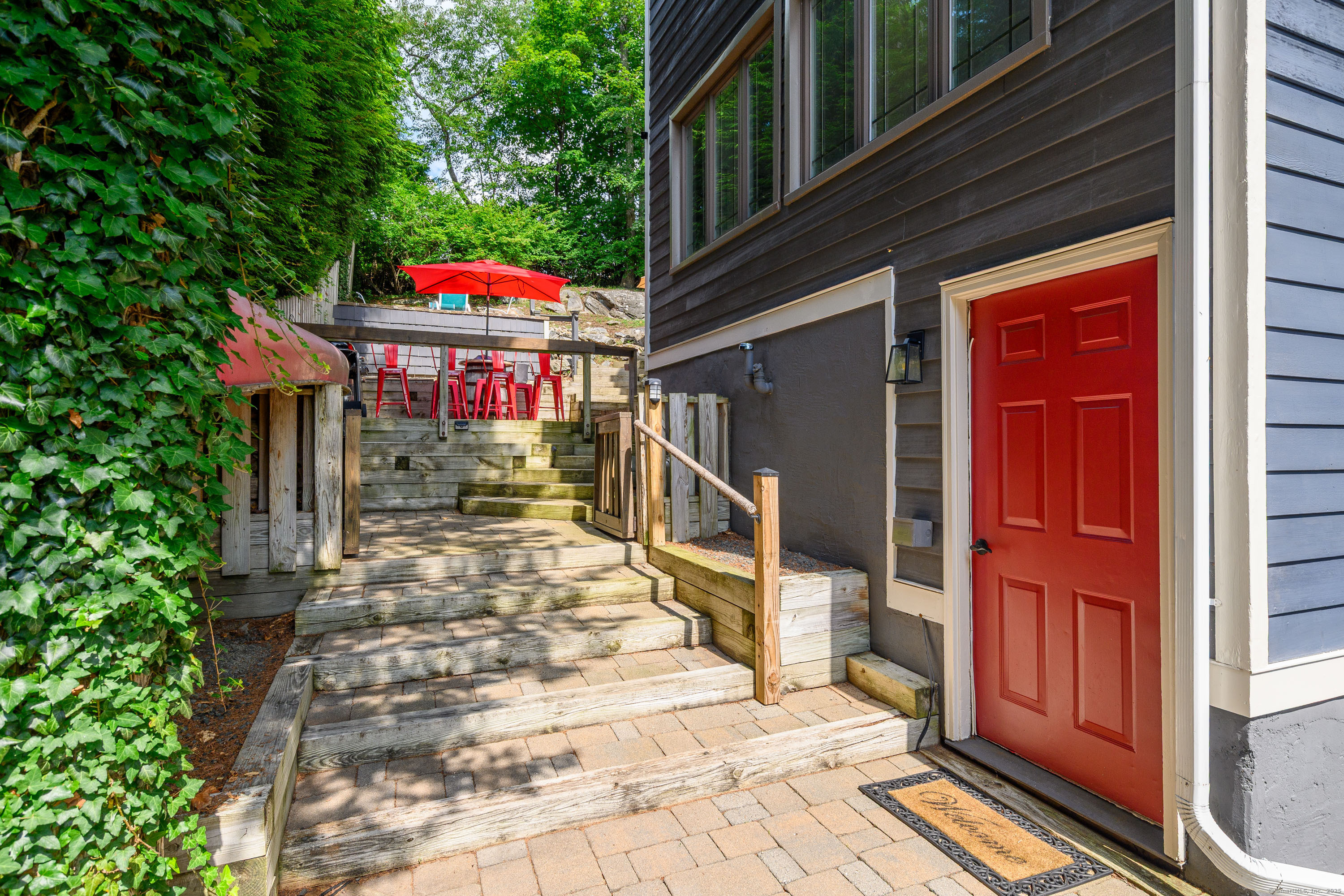 153 40 Acre Mountain Road