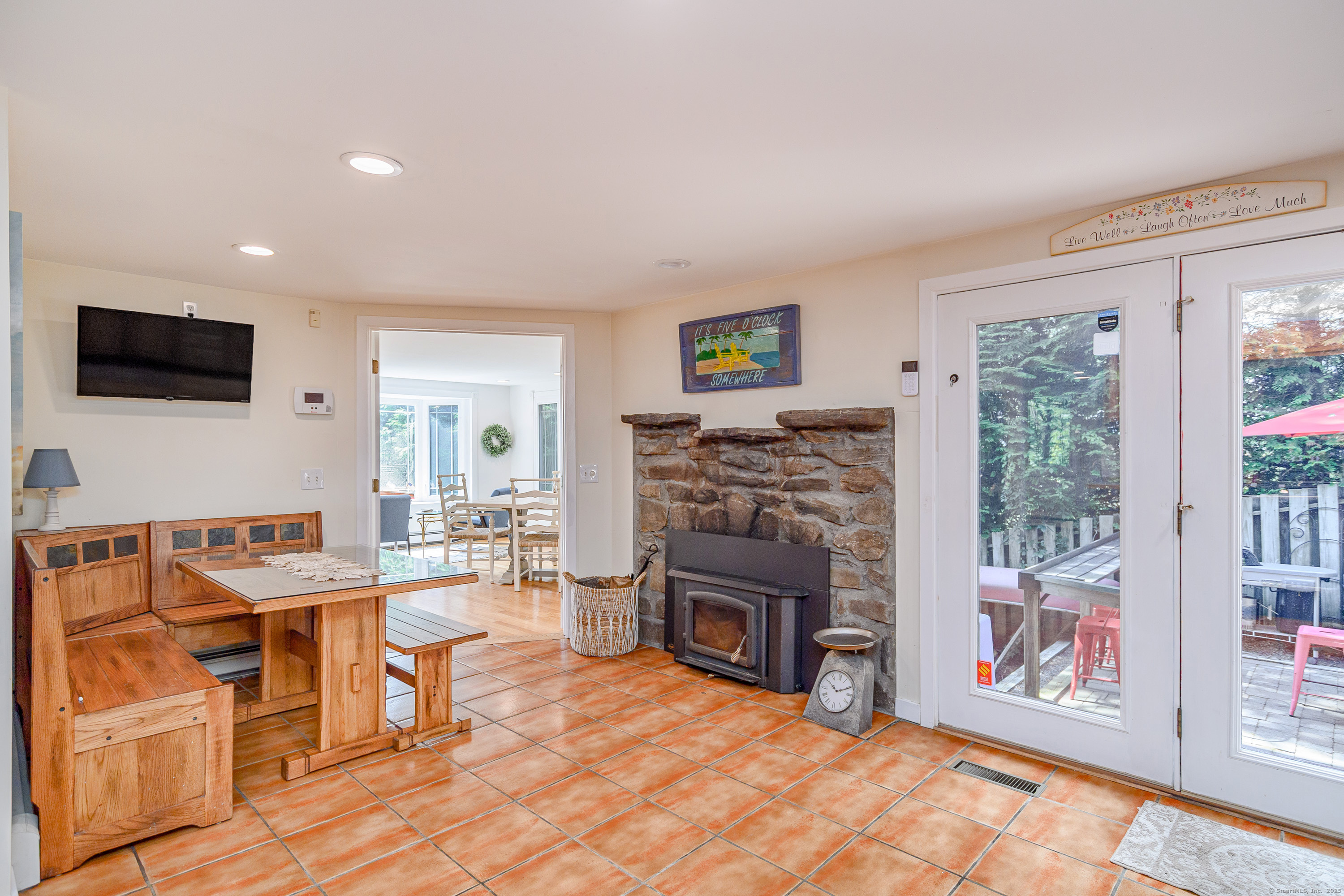 153 40 Acre Mountain Road