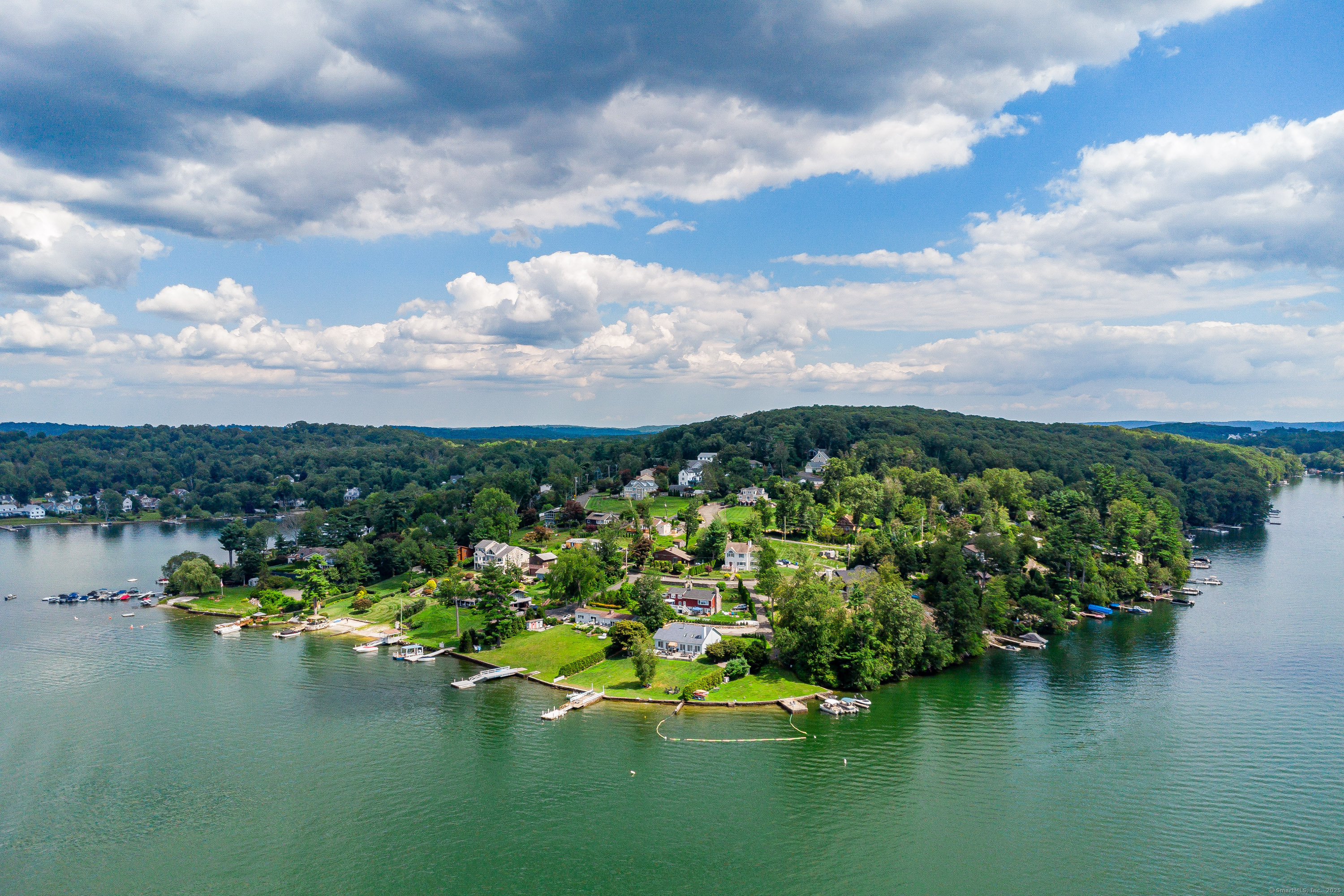 153 40 Acre Mountain Road