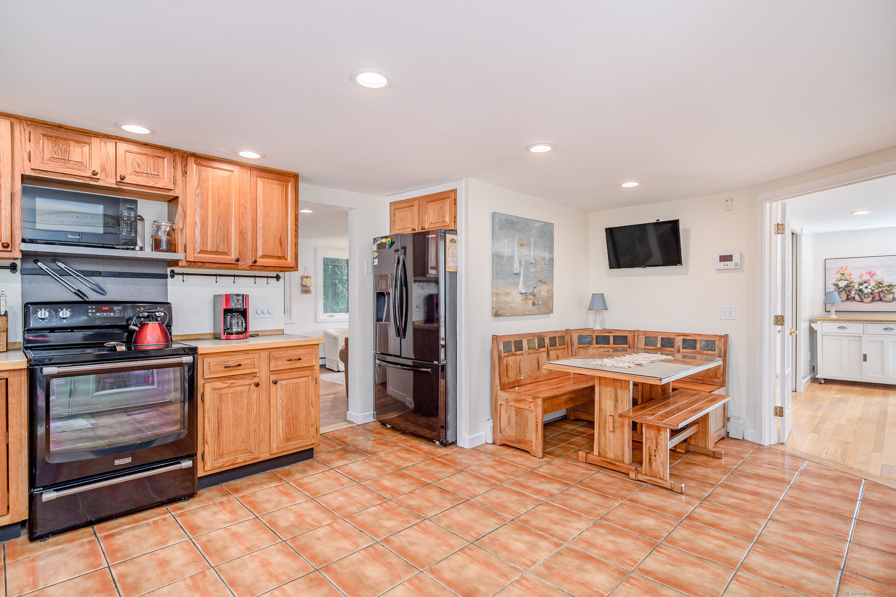 153 40 Acre Mountain Road