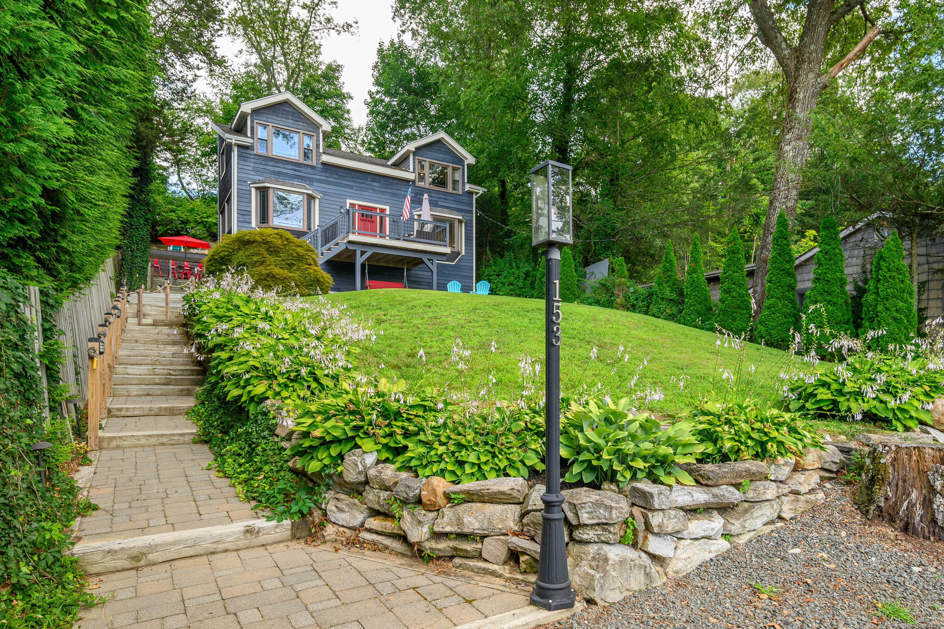 153 40 Acre Mountain Road