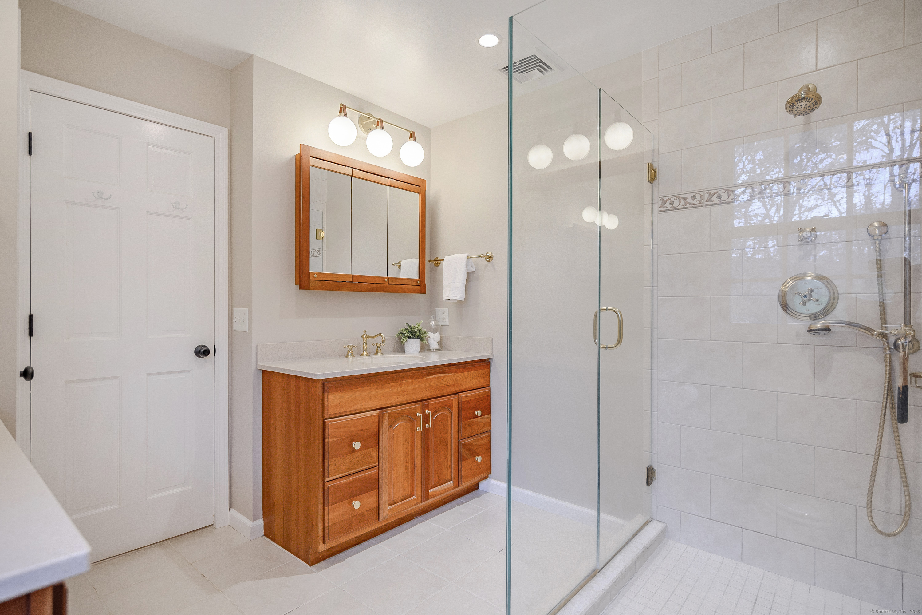 68 Mopus Bridge Road