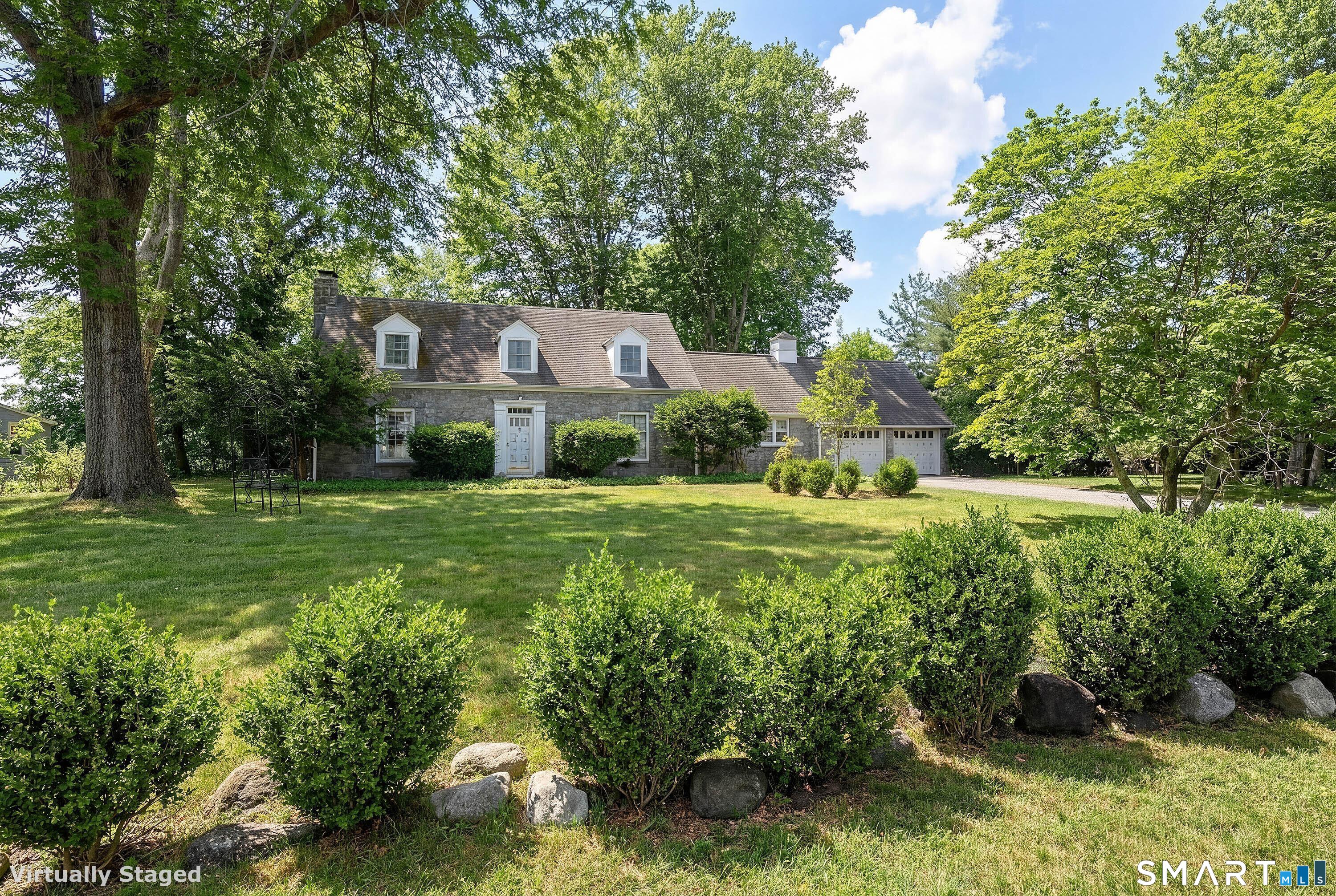 8 Crest Road