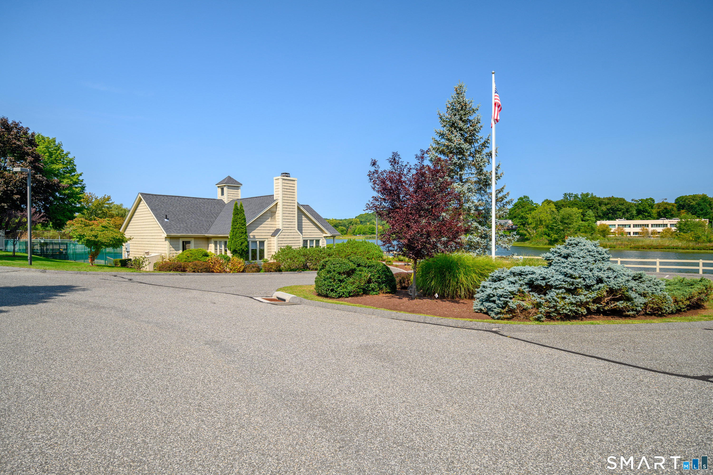 12 Boulevard Drive #31-173