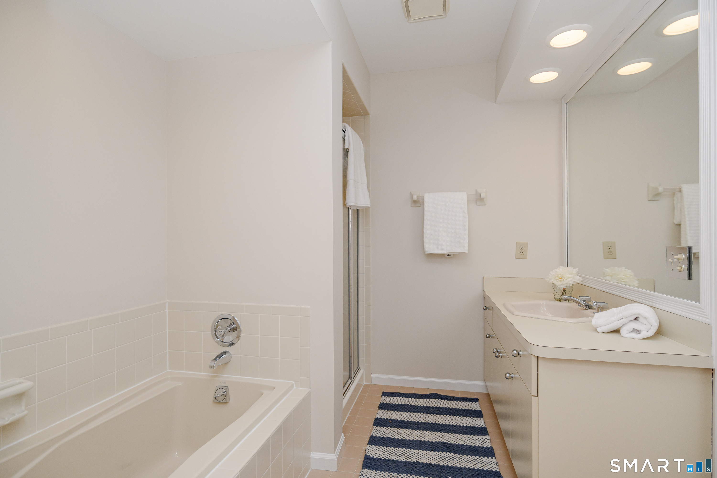 12 Boulevard Drive #31-173