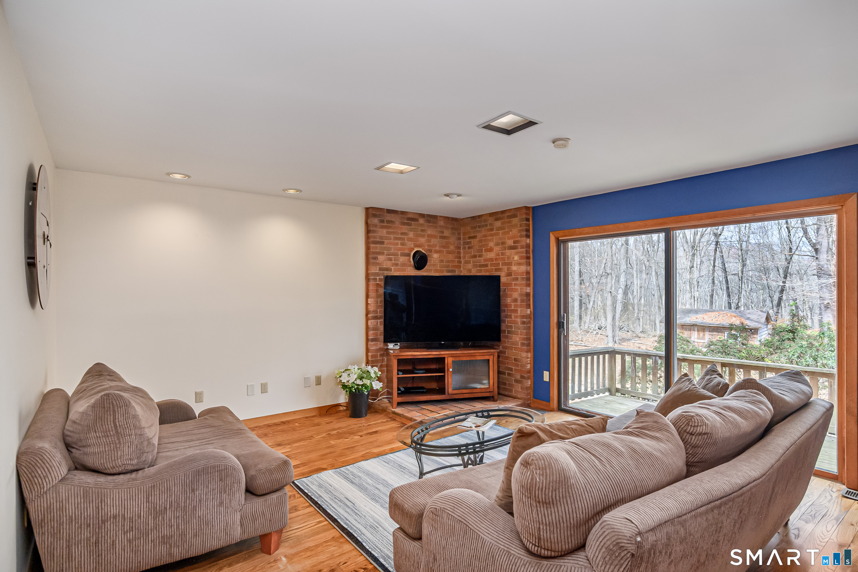 345 Florida Hill Road