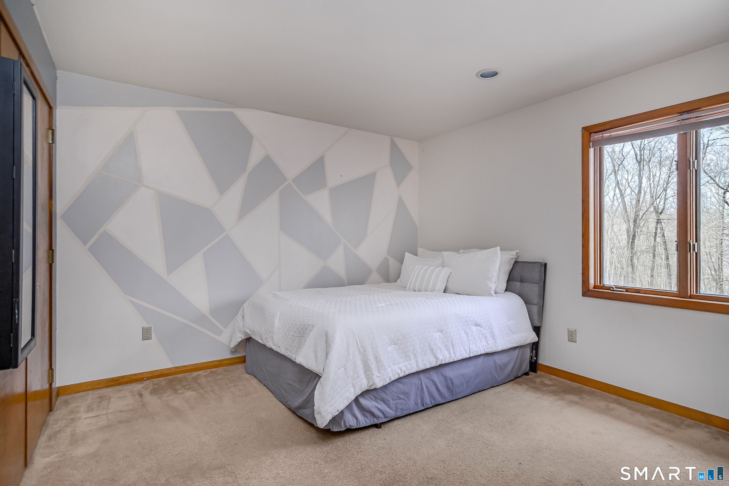 345 Florida Hill Road