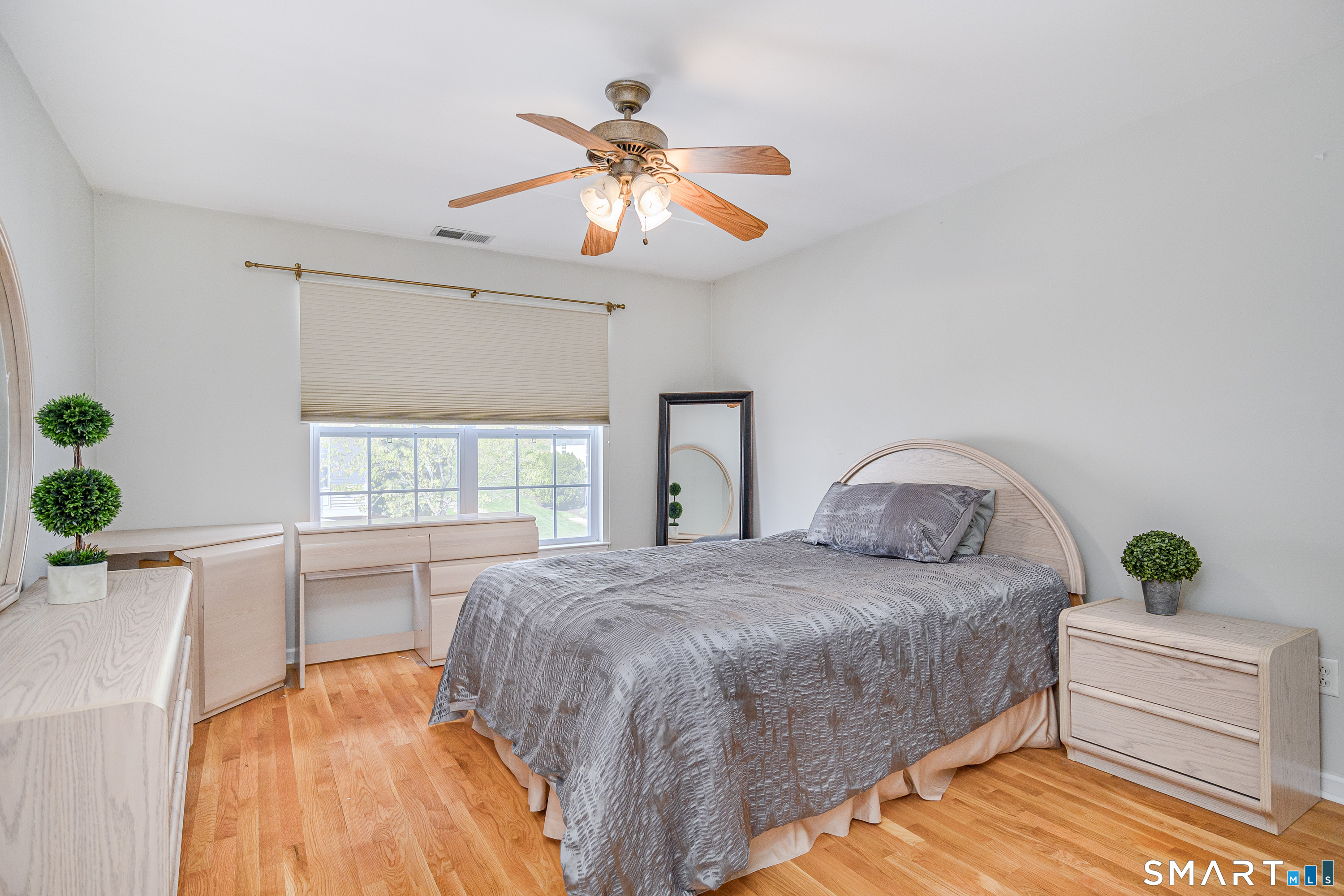 1804 Eaton Court 1804