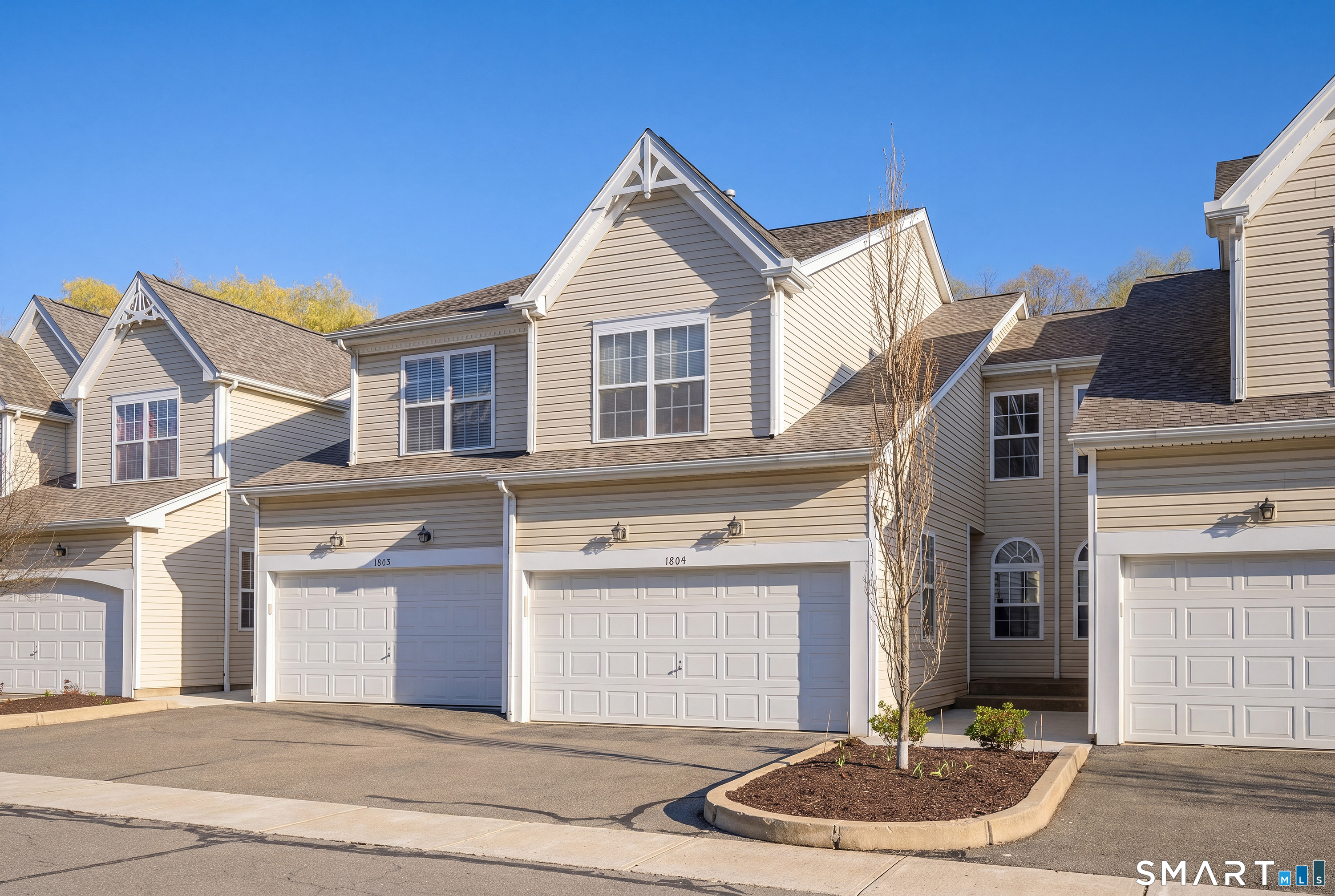 1804 Eaton Court 1804