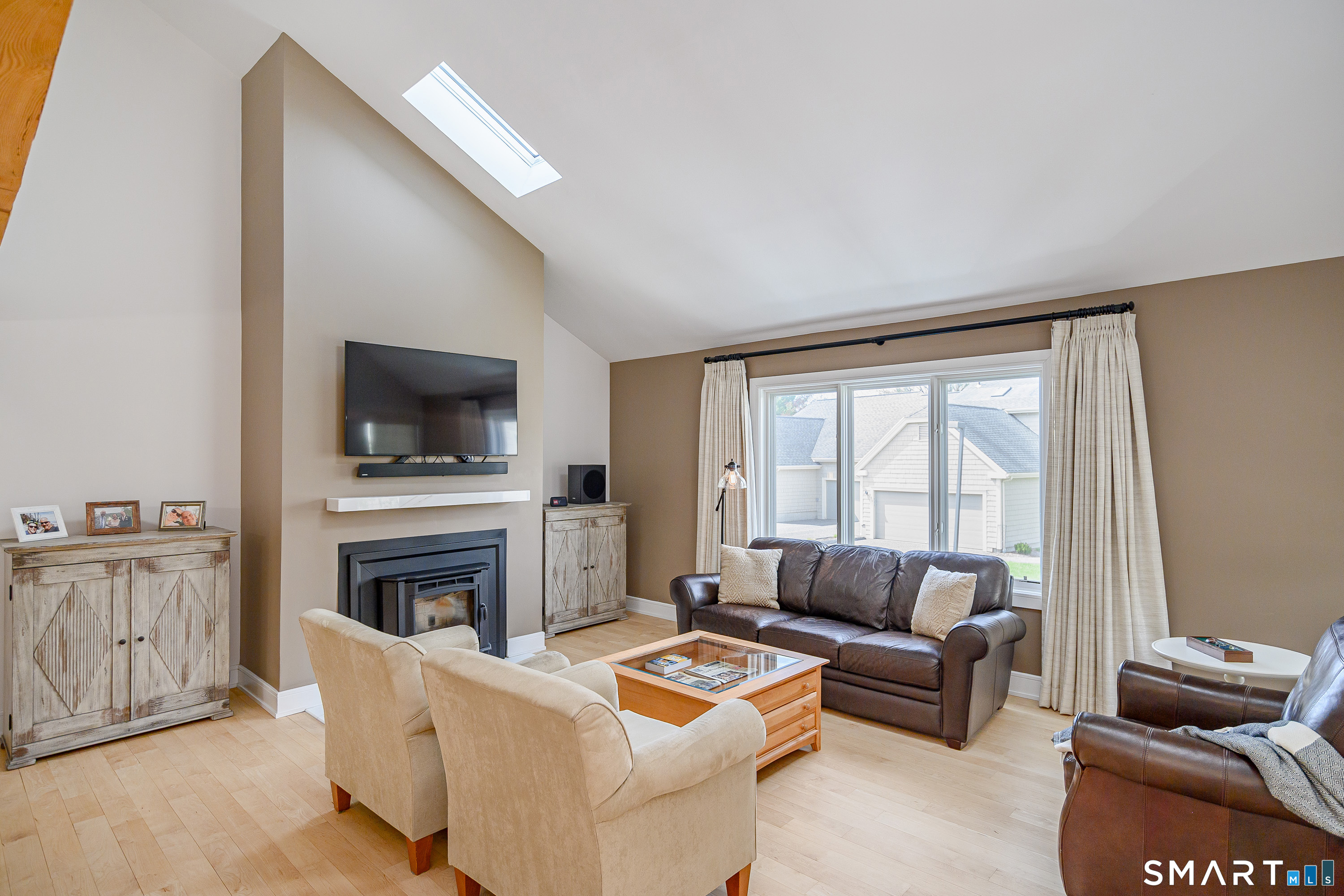 12 Boulevard Drive 22-132