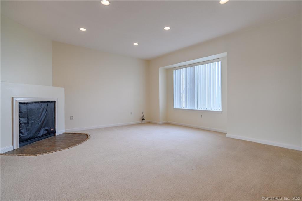 10 South Street 71
