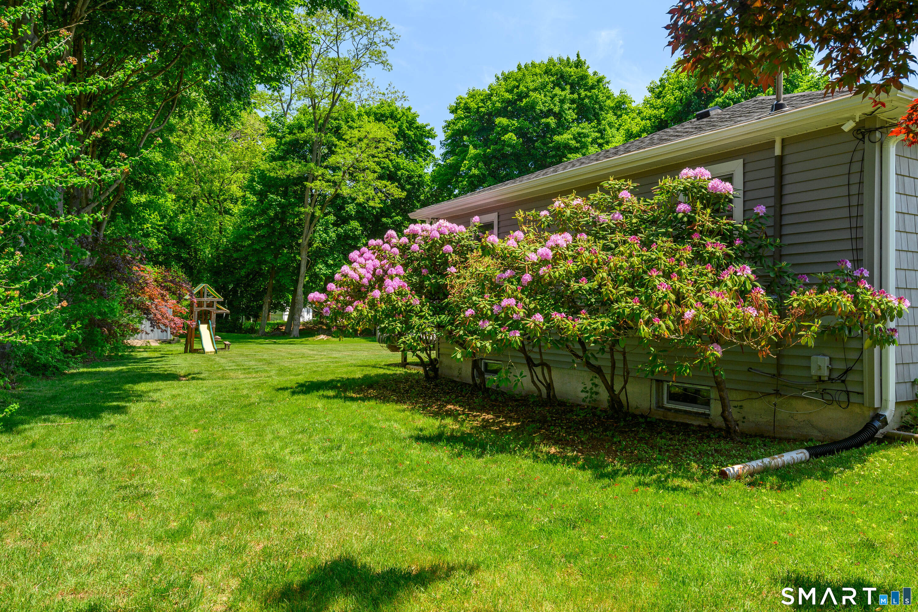 13 Valley Stream Drive