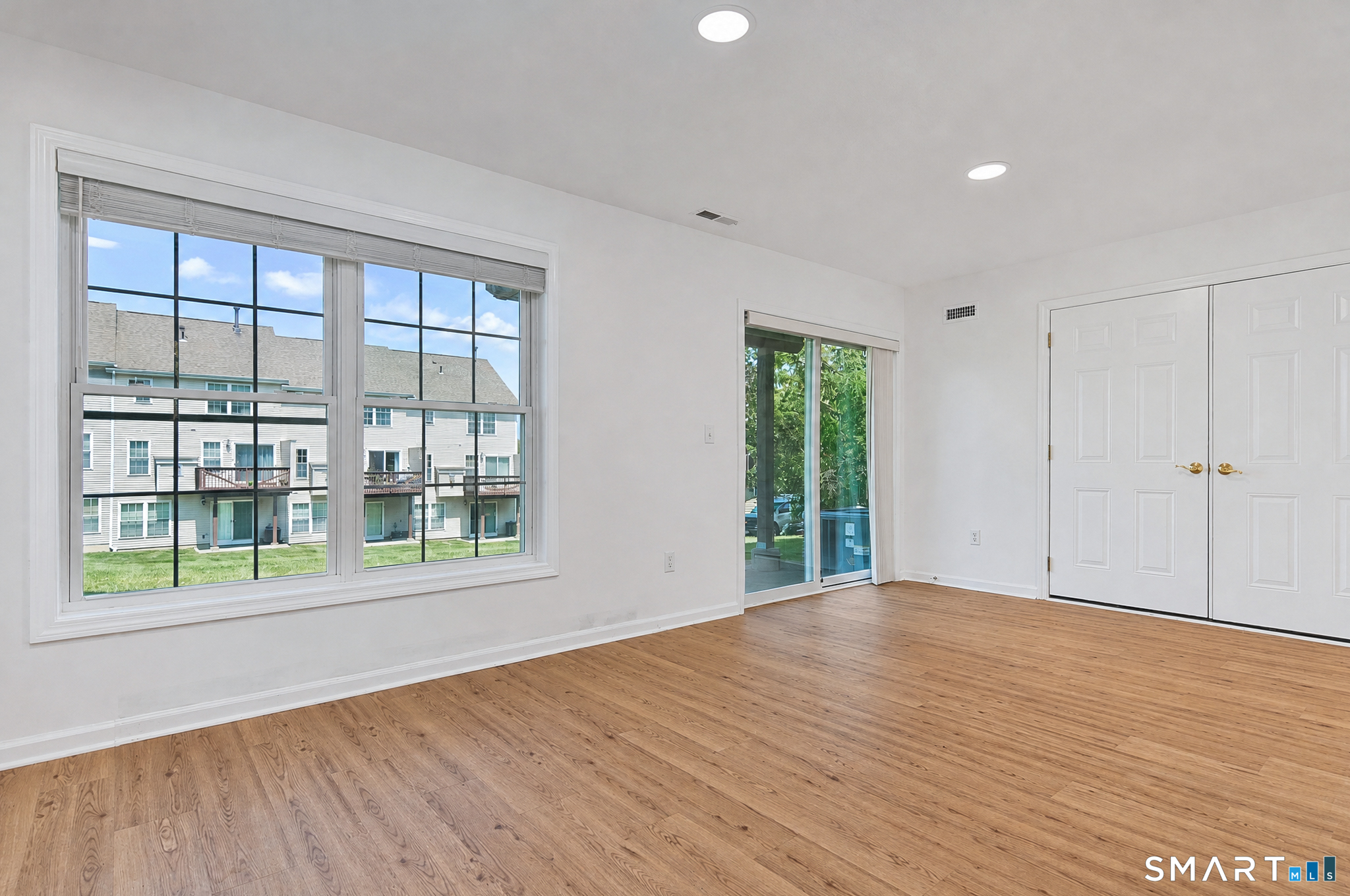 1405 Briar Woods Lane Unit: 1405
