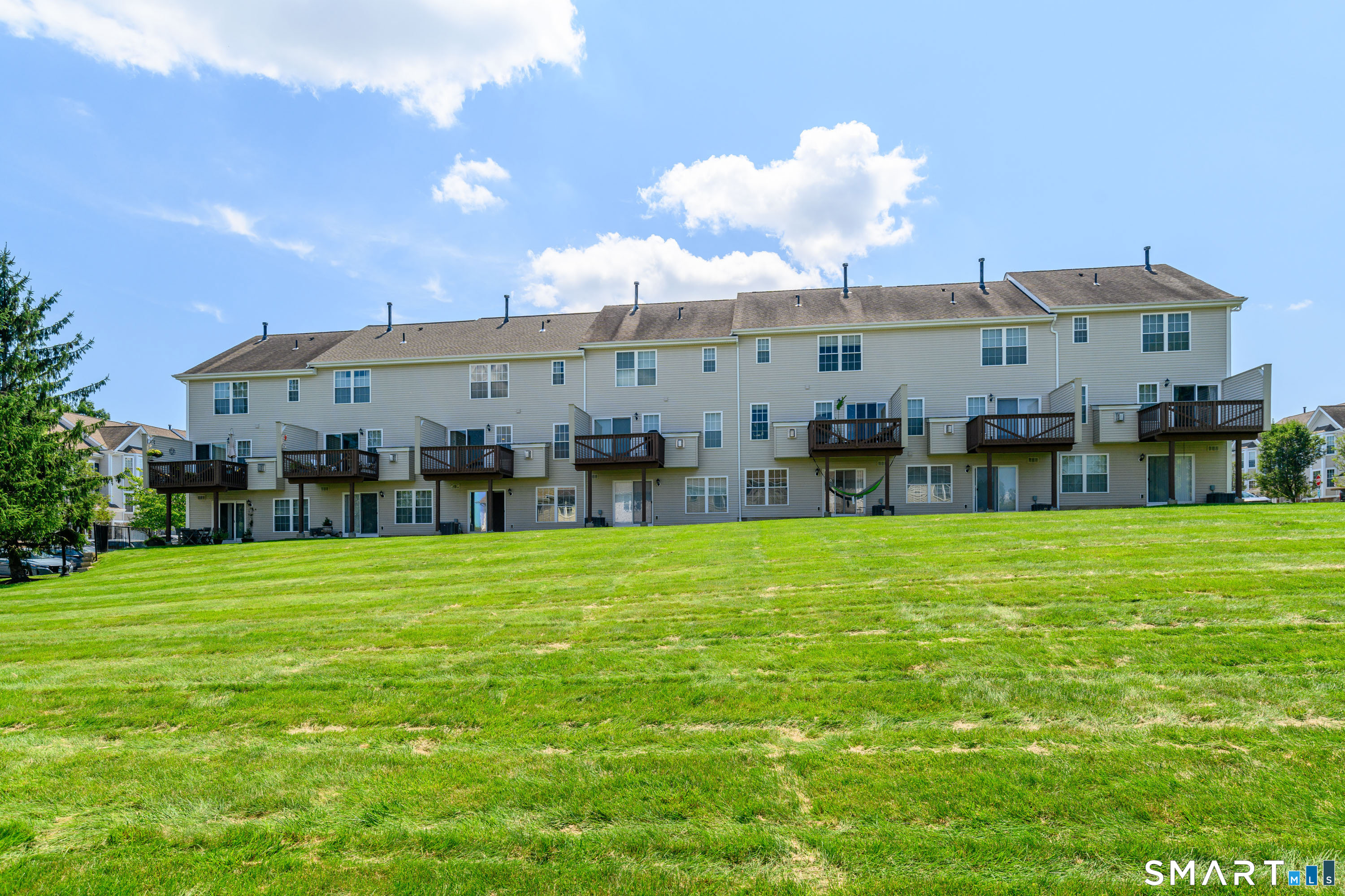 1405 Briar Woods Lane Unit: 1405