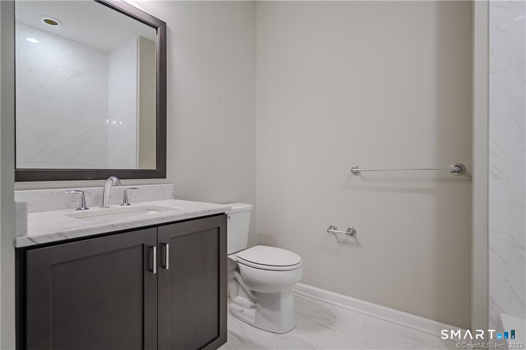 822 Center Meadow Lane 822