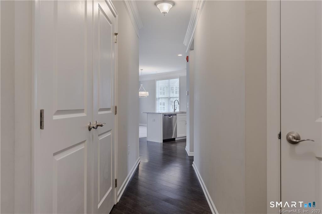 822 Center Meadow Lane 822