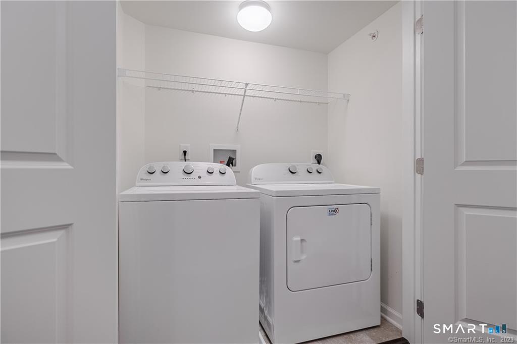 822 Center Meadow Lane 822