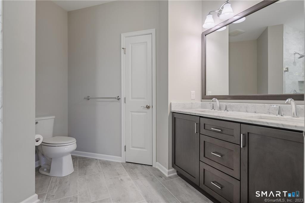 822 Center Meadow Lane 822