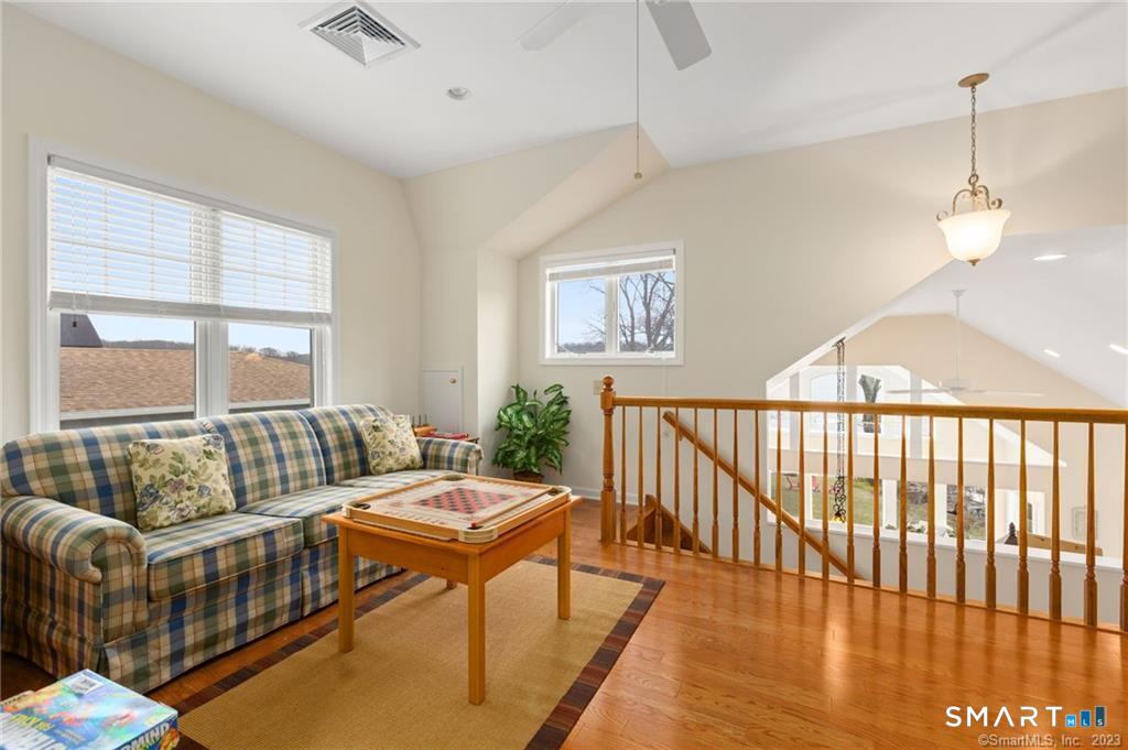 4 Eastview Road