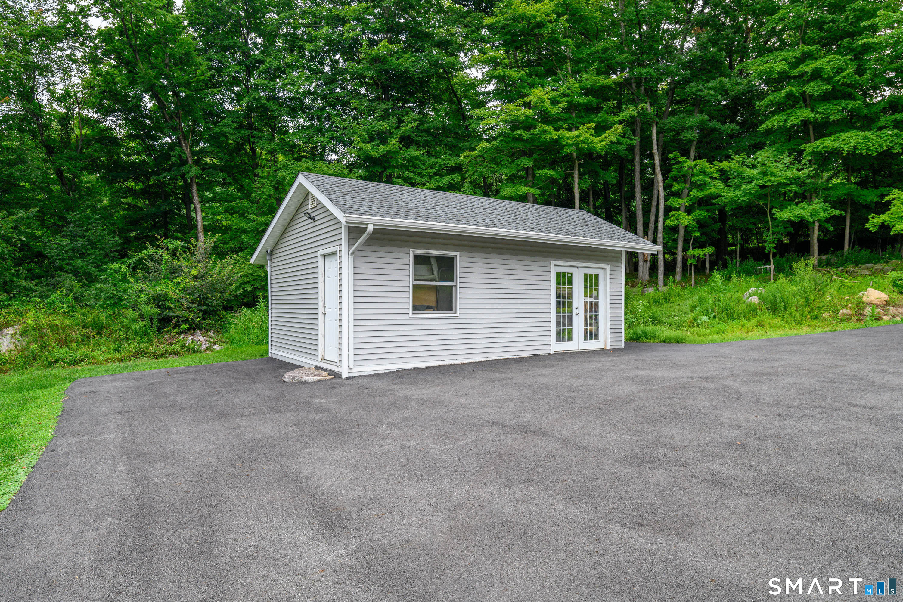47 Middle River Road