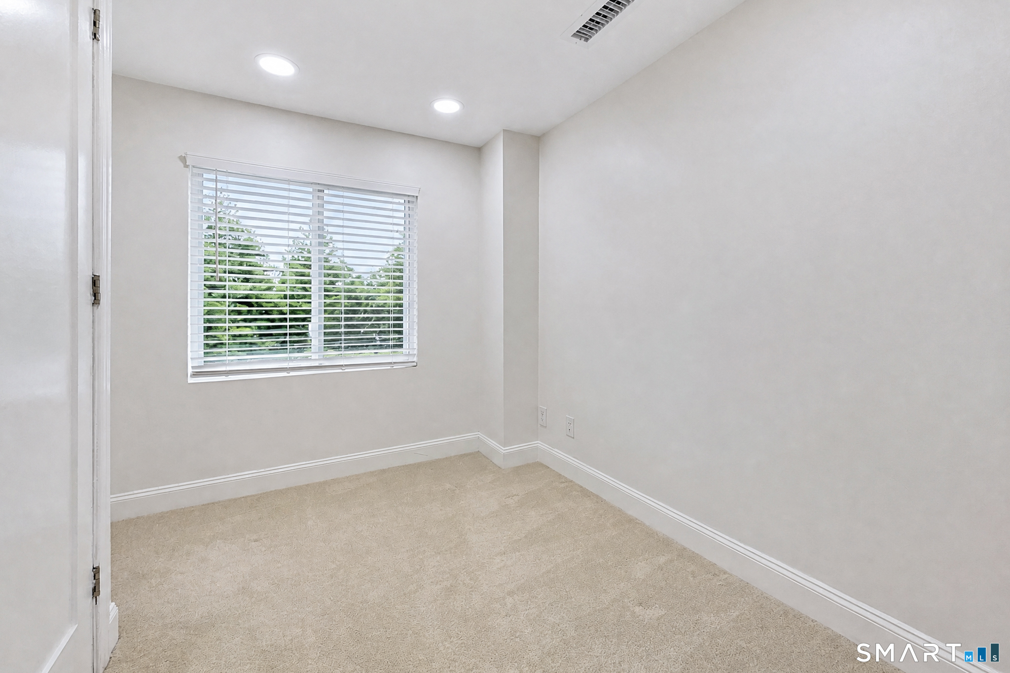 47 Middle River Road