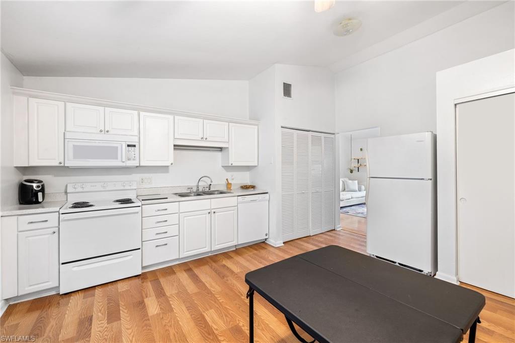5406 16th PL SW # E4
