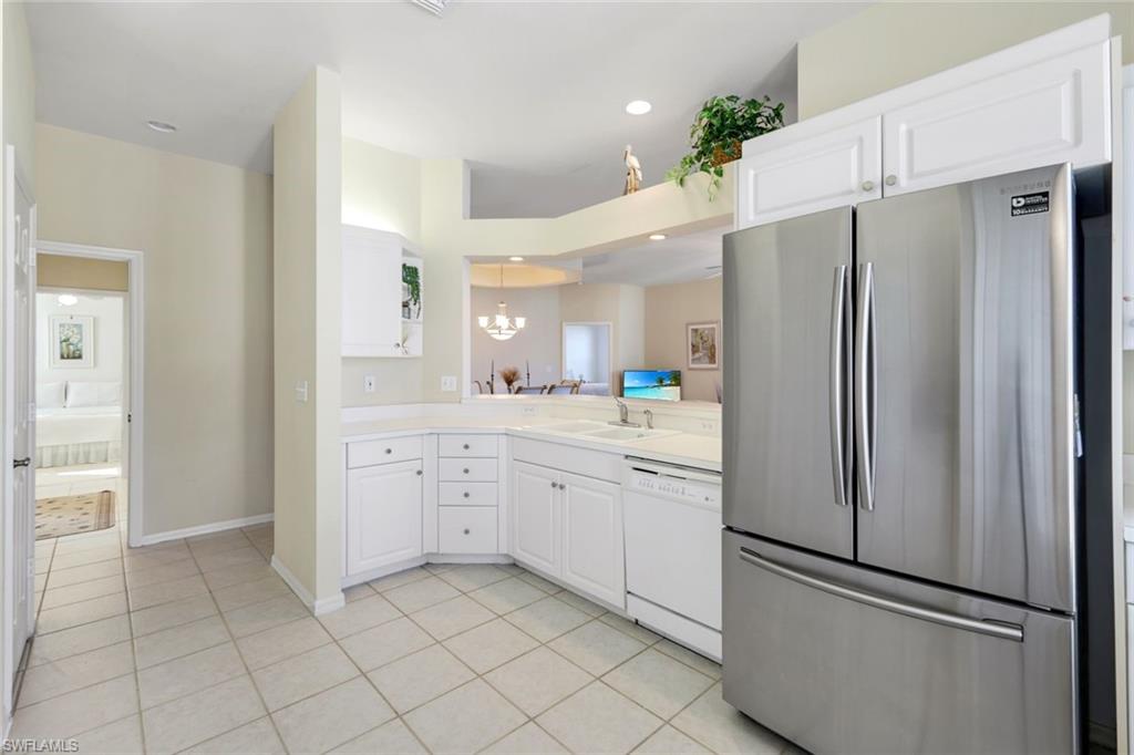 3260 W Crown Pointe BLVD # 202, NAPLES Unit: 202