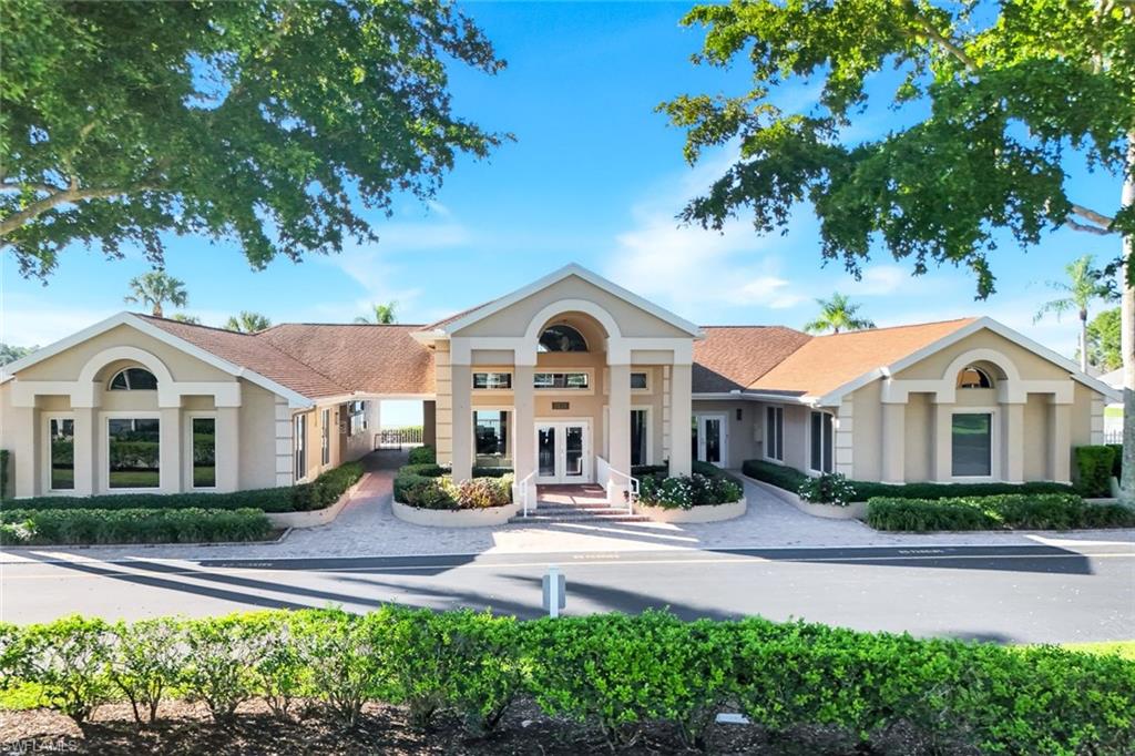 3260 W Crown Pointe BLVD # 202, NAPLES Unit: 202