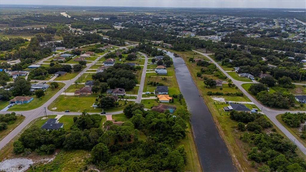 102 Parish DR, LEHIGH ACRES