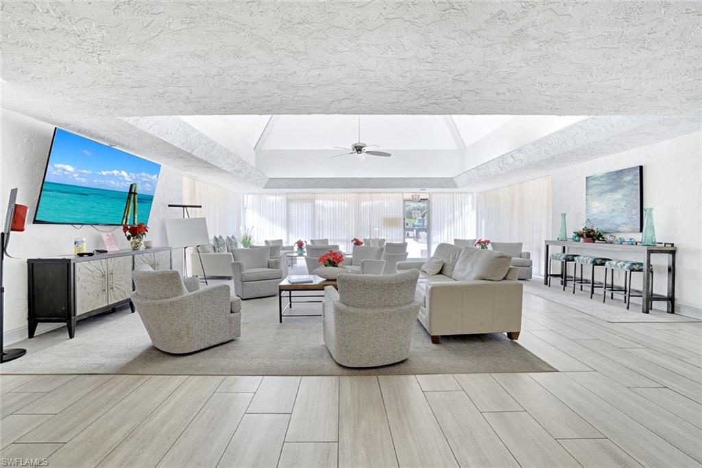 170 Turtle Lake CT # 109