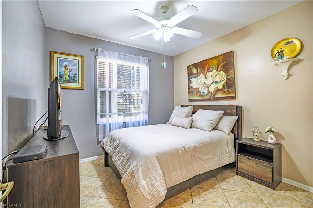 305 Robin Hood CIR # 101