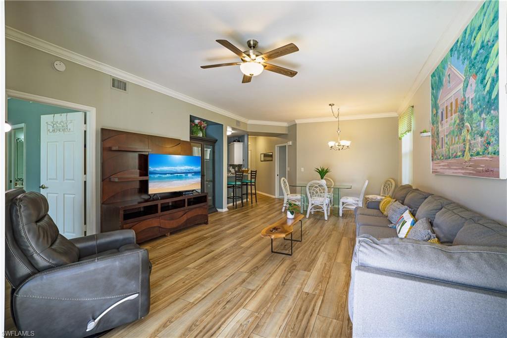 305 Robin Hood CIR # 101