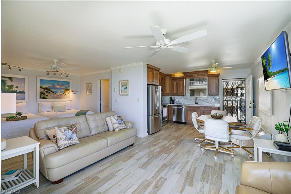 5600 Bonita Beach RD 802