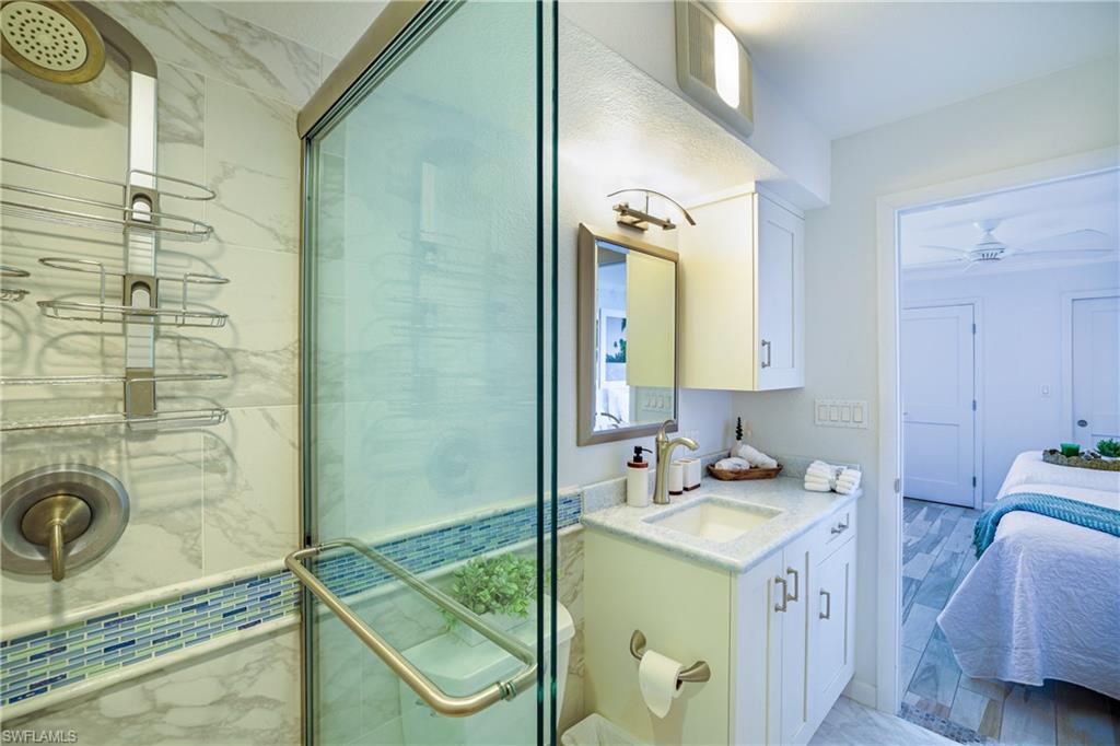 5600 Bonita Beach RD 802