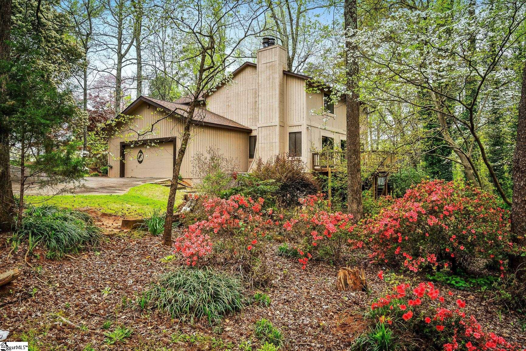 216 Whittlin Way