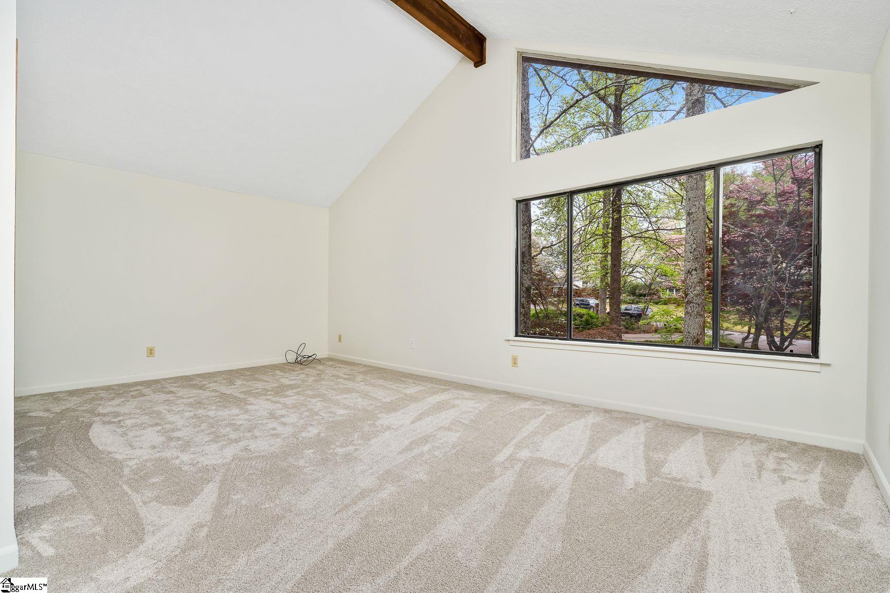 216 Whittlin Way