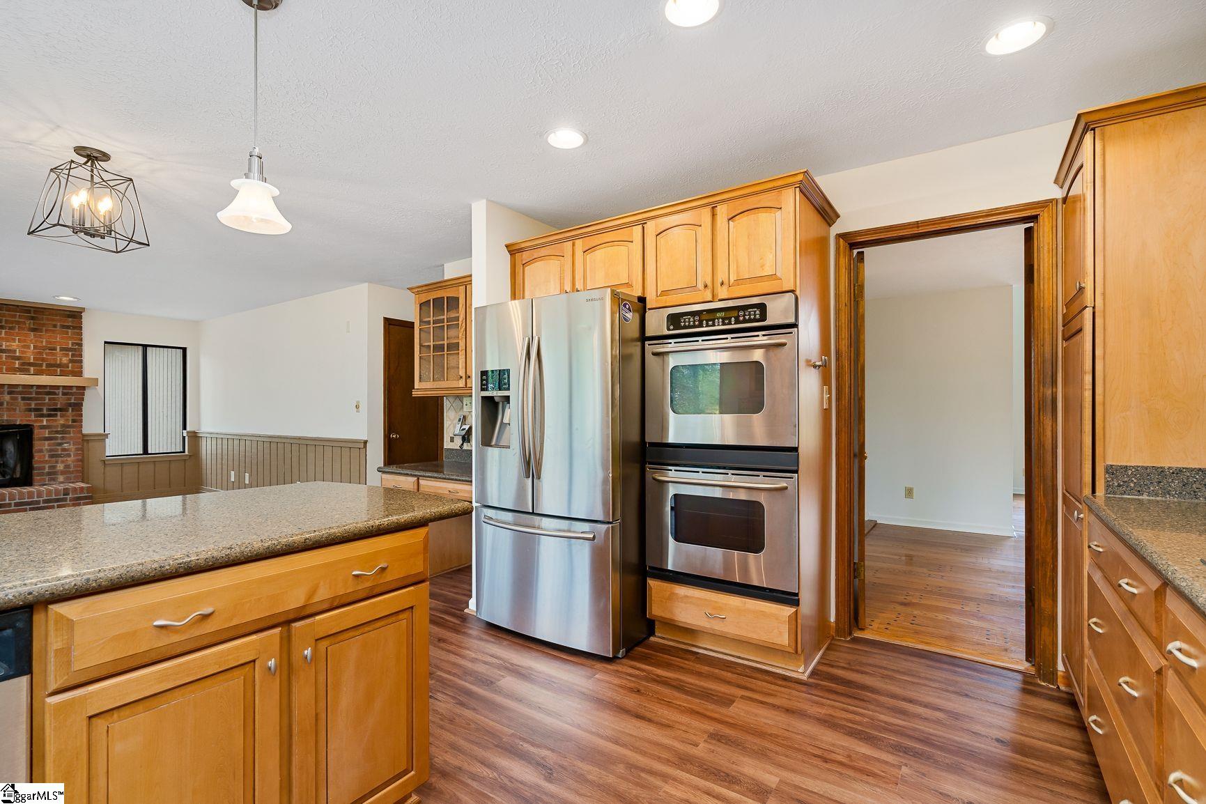 216 Whittlin Way